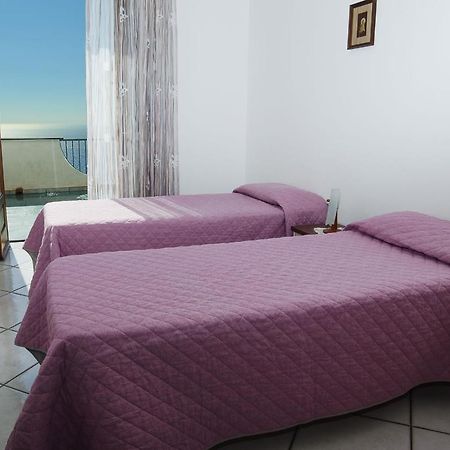 Moressas In Praiano Exteriér fotografie