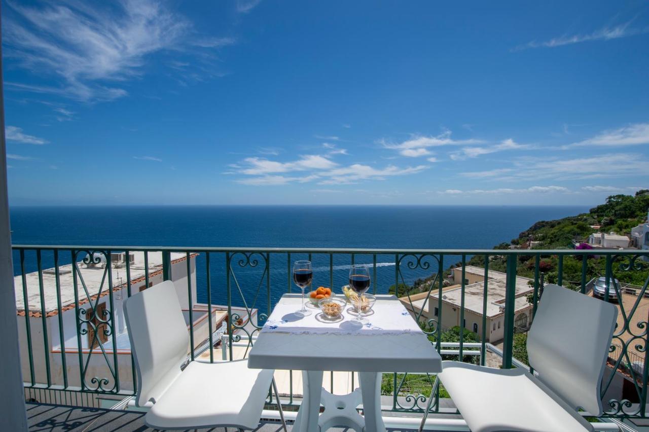 Moressas In Praiano Exteriér fotografie