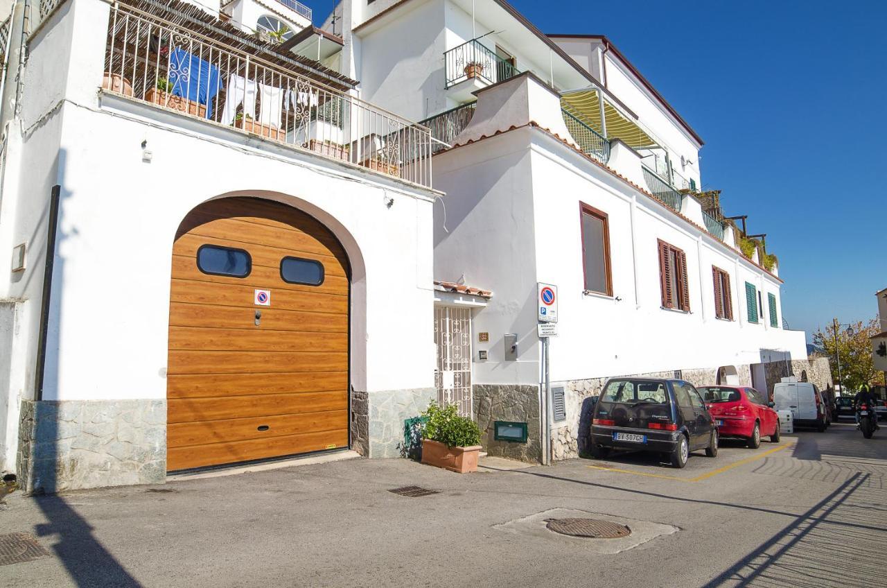 Moressas In Praiano Exteriér fotografie
