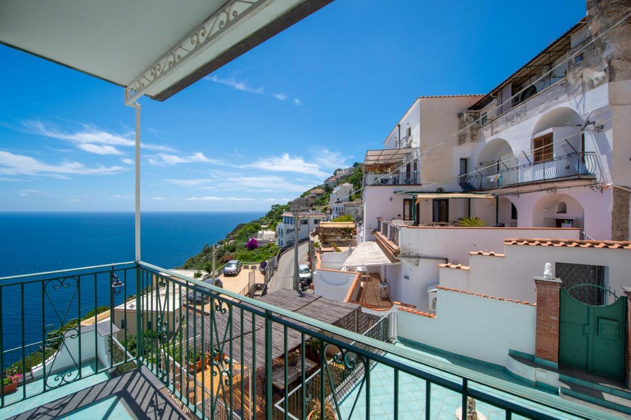 Moressas In Praiano Exteriér fotografie