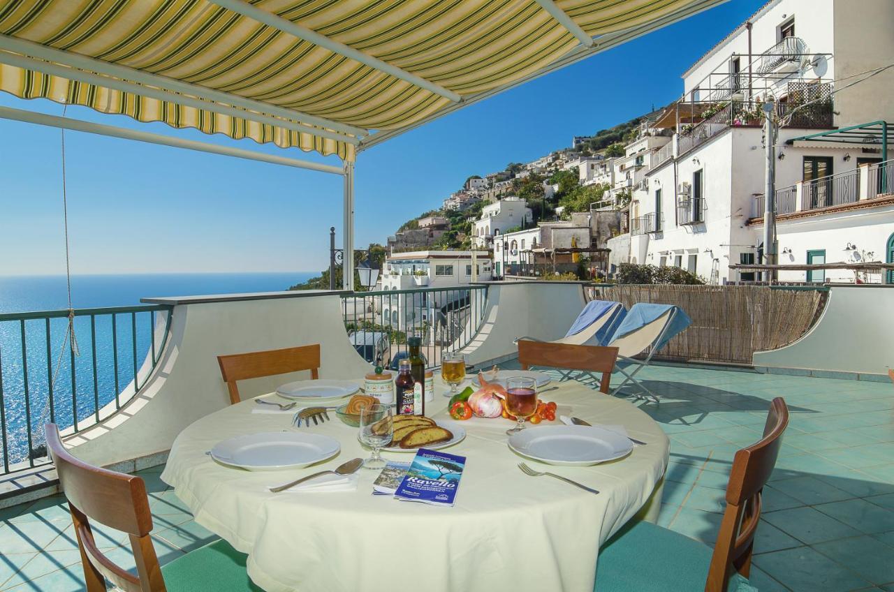 Moressas In Praiano Exteriér fotografie